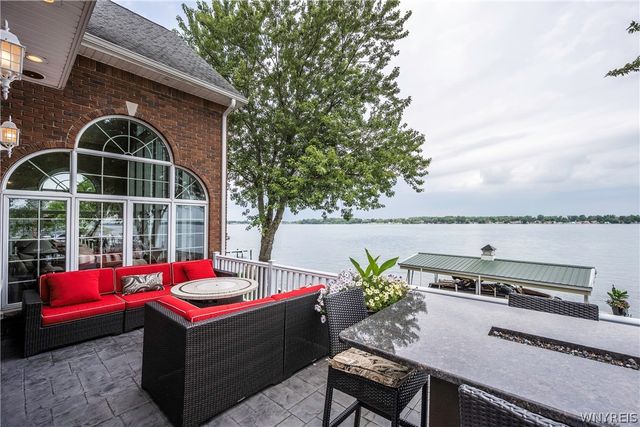 4875 East River Road, Grand Island, NY 14072