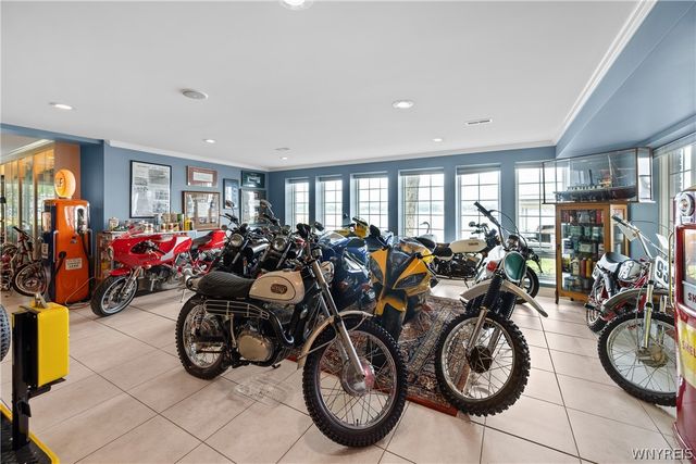 4875 East River Road, Grand Island, NY 14072