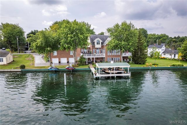 4875 East River Road, Grand Island, NY 14072