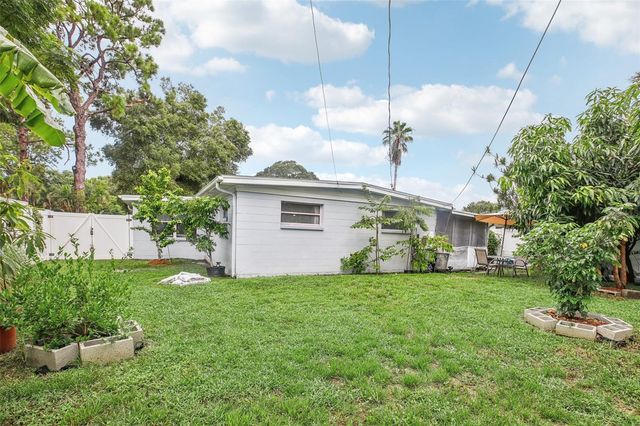 10821 105TH STREET, Largo, FL 33773