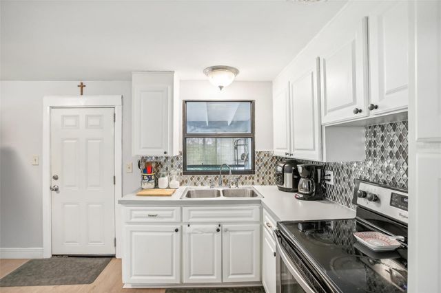 10821 105TH STREET, Largo, FL 33773