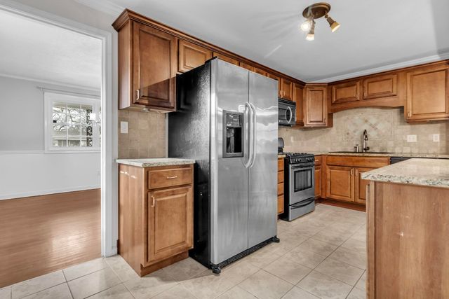 1220 WELLSVILLE RD, Memphis, TN 38117