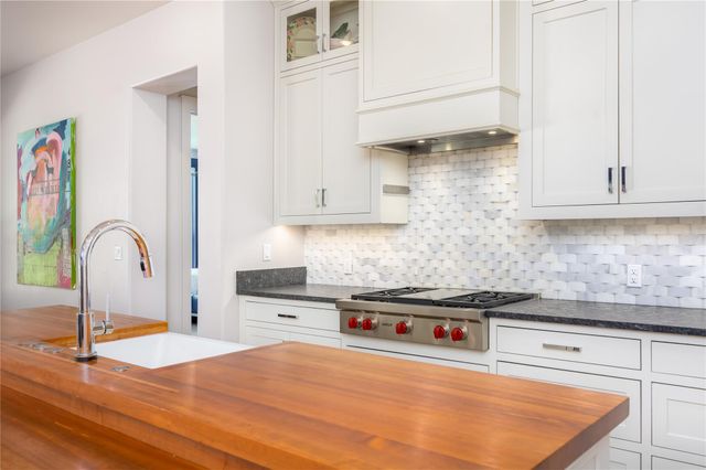 109 Bella Colinas DR, Austin, TX 78738