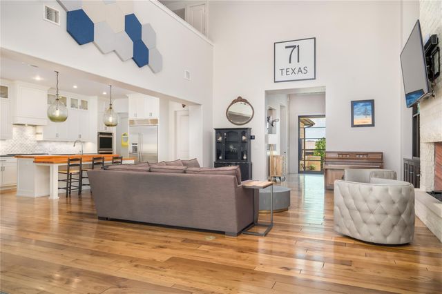 109 Bella Colinas DR, Austin, TX 78738