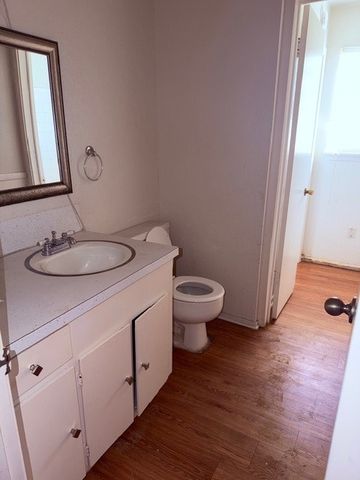 610 N Bailey Street, Mexia, TX 76667