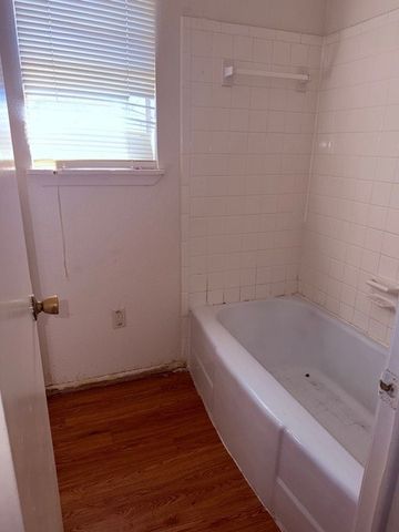 610 N Bailey Street, Mexia, TX 76667