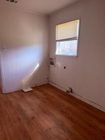 610 N Bailey Street, Mexia, TX 76667