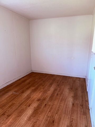 610 N Bailey Street, Mexia, TX 76667