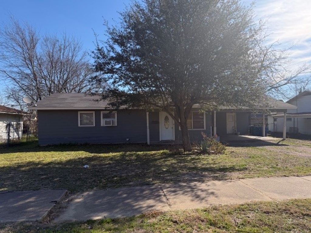 610 N Bailey Street, Mexia, TX 76667