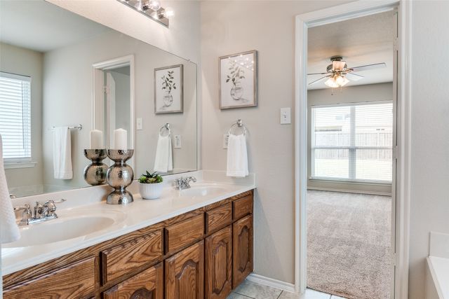 2600 Spencer Circle, Royse City, TX 75189