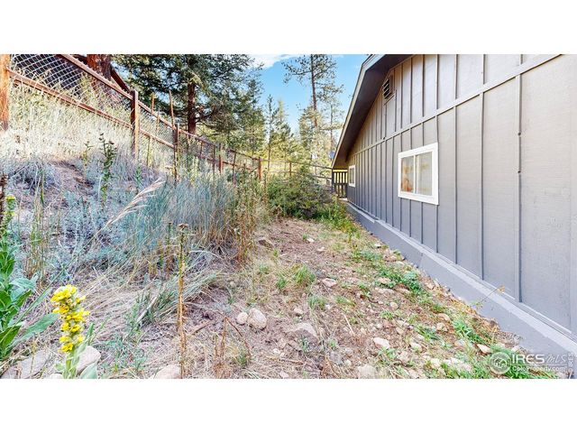 163 West Creek Rd, Glen Haven, CO 80532