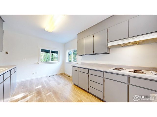 163 West Creek Rd, Glen Haven, CO 80532