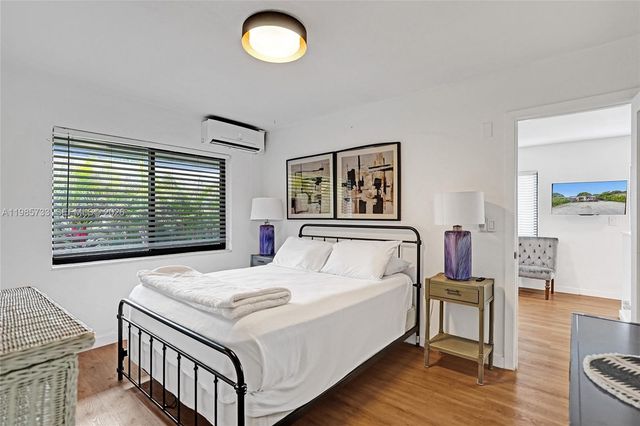 754 NE 40th St A, Fort Lauderdale, FL 33334