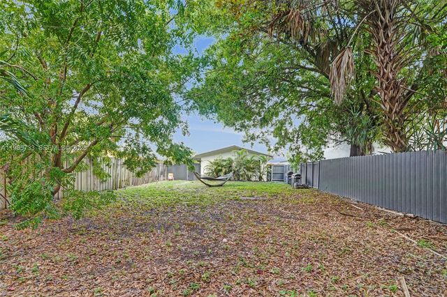754 NE 40th St A, Fort Lauderdale, FL 33334