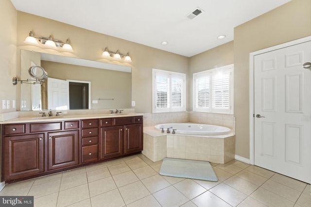 6319 STILL SPRING PL, Alexandria, VA 22315