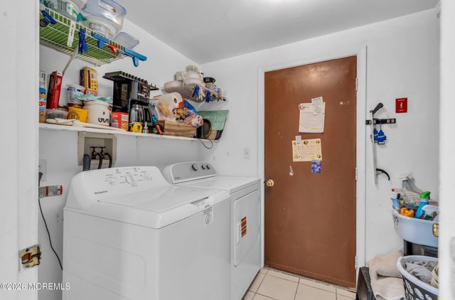3407 Thistle Avenue, Toms River, NJ 08753