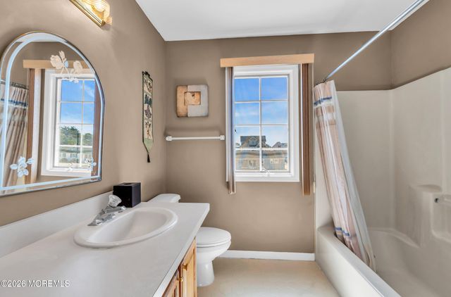 3407 Thistle Avenue, Toms River, NJ 08753