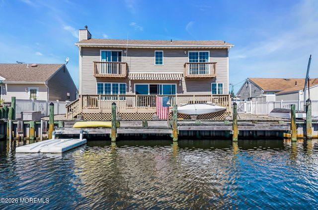 3407 Thistle Avenue, Toms River, NJ 08753