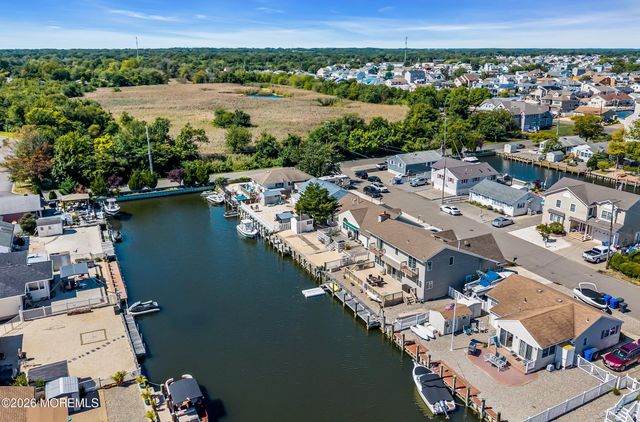 3407 Thistle Avenue, Toms River, NJ 08753