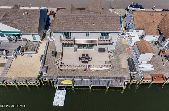 3407 Thistle Avenue, Toms River, NJ 08753