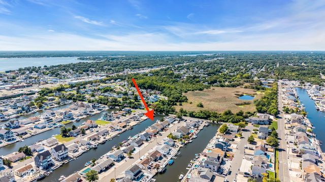 3407 Thistle Avenue, Toms River, NJ 08753