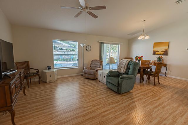 413 SW Mccomb Avenue, Port St Lucie, FL 34953