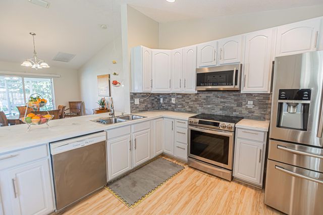 413 SW Mccomb Avenue, Port St Lucie, FL 34953