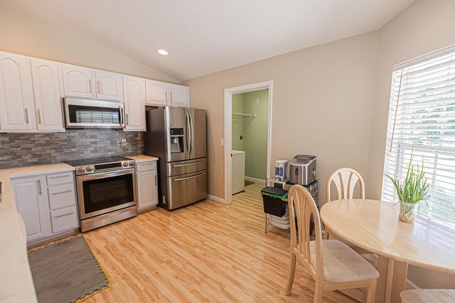 413 SW Mccomb Avenue, Port St Lucie, FL 34953