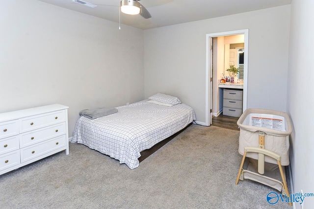 110 Olde Hearth Road, New Market, AL 35761