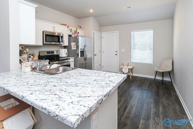 110 Olde Hearth Road, New Market, AL 35761