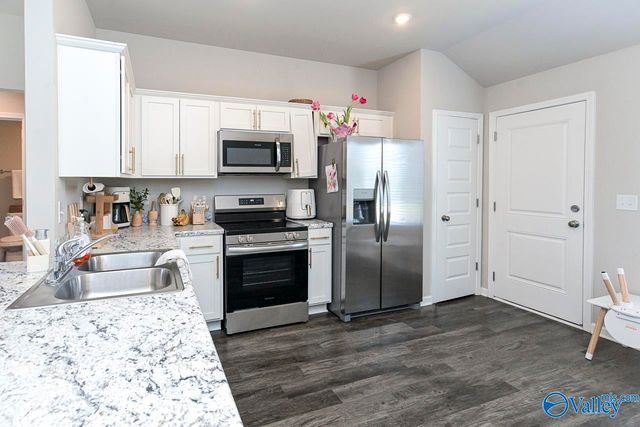 110 Olde Hearth Road, New Market, AL 35761