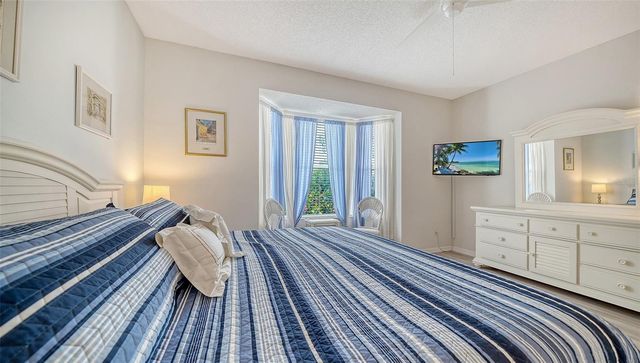 8901 VERANDA WAY 111, Sarasota, FL 34238