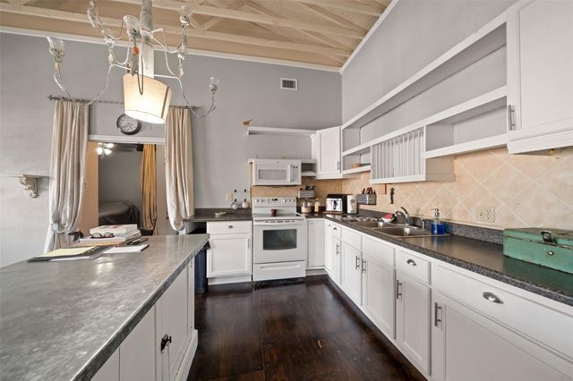 26407 Preston Avenue, Spring, TX 77373