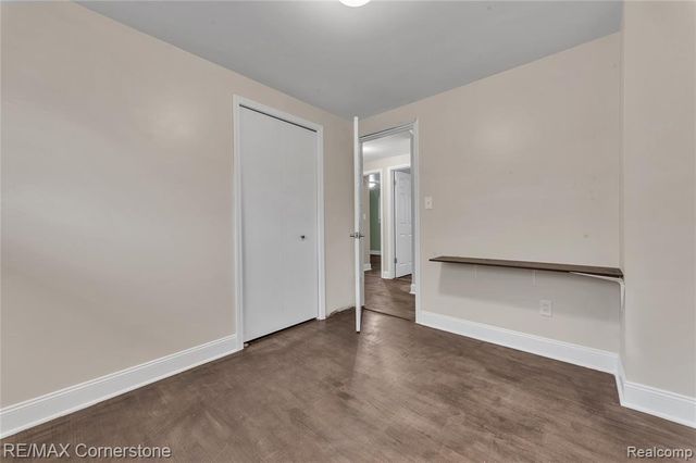 6797 Chirrewa Street, Westland, MI 48185