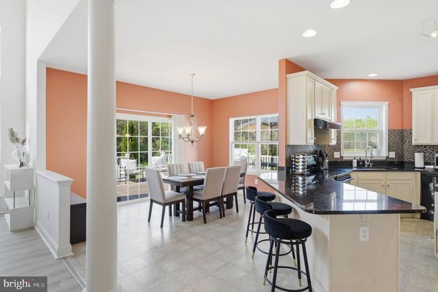 207 MARGAUX CIR, Newark, DE 19702