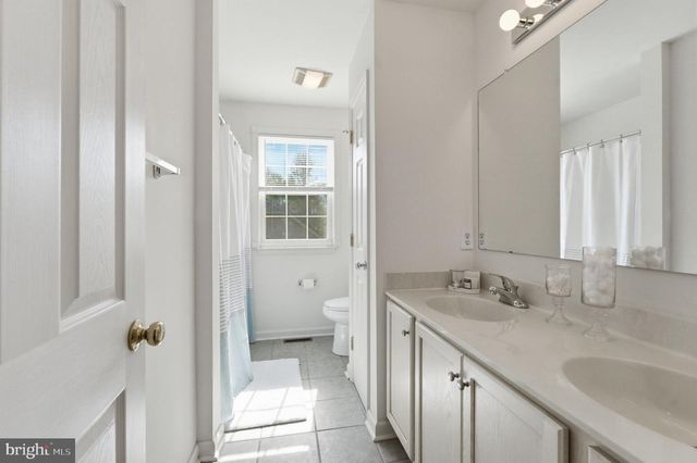 207 MARGAUX CIR, Newark, DE 19702