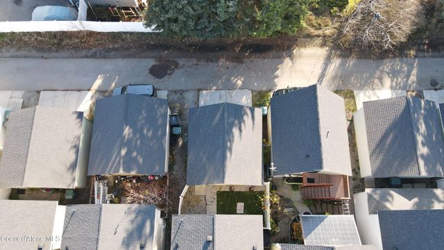 1627 E Zoey LN, Post Falls, ID 83854