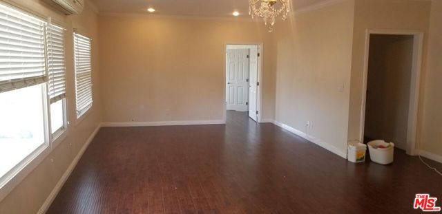 1250 5th Avenue, Los Angeles, CA 90019