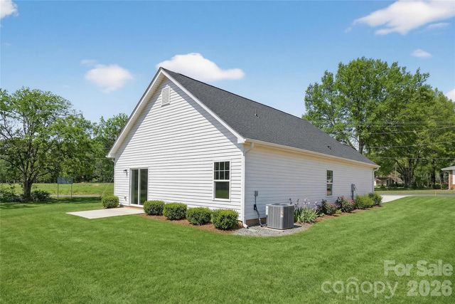 275 Airport Road, Kannapolis, NC 28081