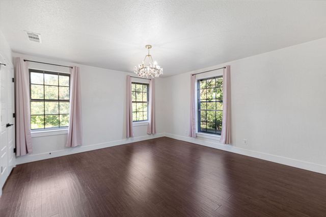 1307 Nix RD, Lampasas, TX 76550