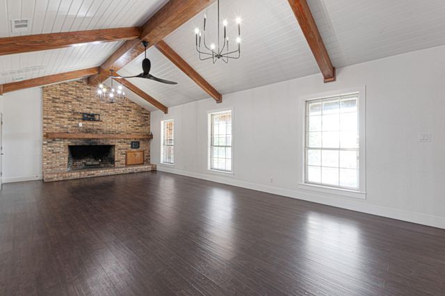 1307 Nix RD, Lampasas, TX 76550