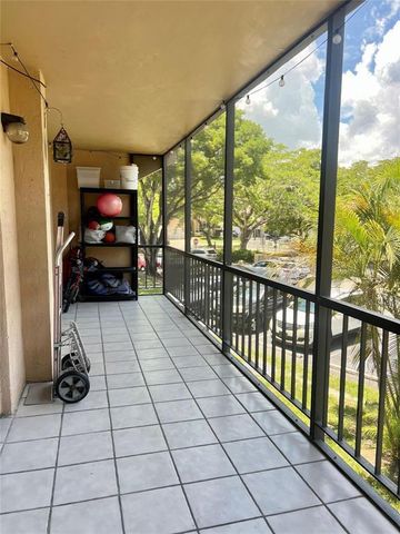 3900 N Hills Drive 208, Hollywood, FL 33021