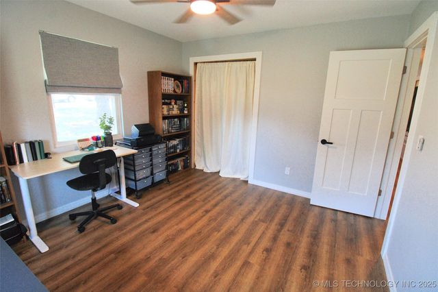 17004 W 732 Road, Tahlequah, OK 74464