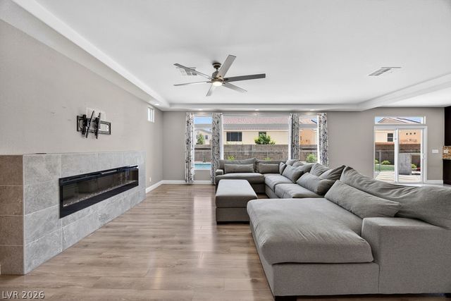 9610 Twin Rivers Court, Las Vegas, NV 89139