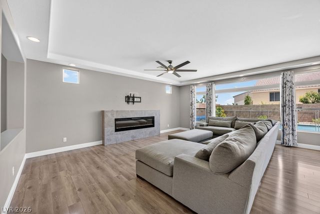 9610 Twin Rivers Court, Las Vegas, NV 89139