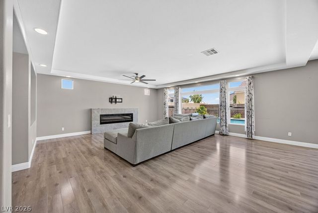 9610 Twin Rivers Court, Las Vegas, NV 89139