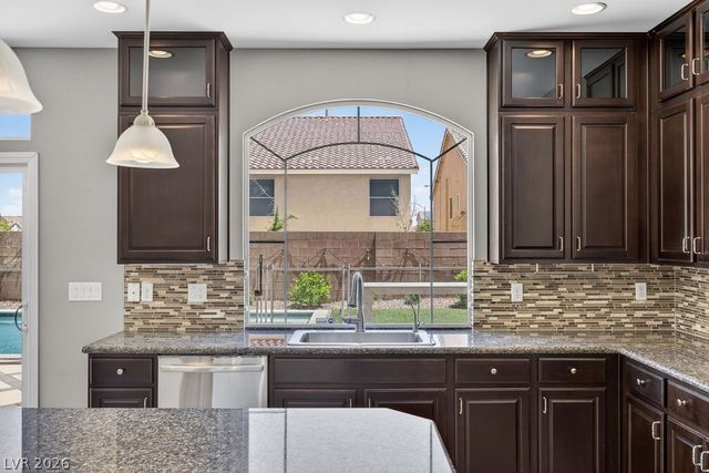 9610 Twin Rivers Court, Las Vegas, NV 89139