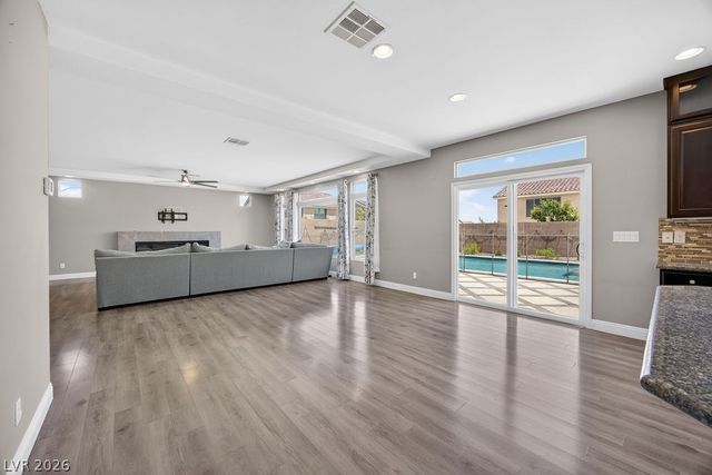 9610 Twin Rivers Court, Las Vegas, NV 89139