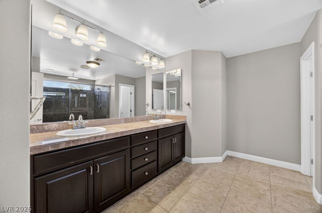 9610 Twin Rivers Court, Las Vegas, NV 89139