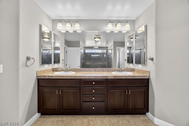 9610 Twin Rivers Court, Las Vegas, NV 89139